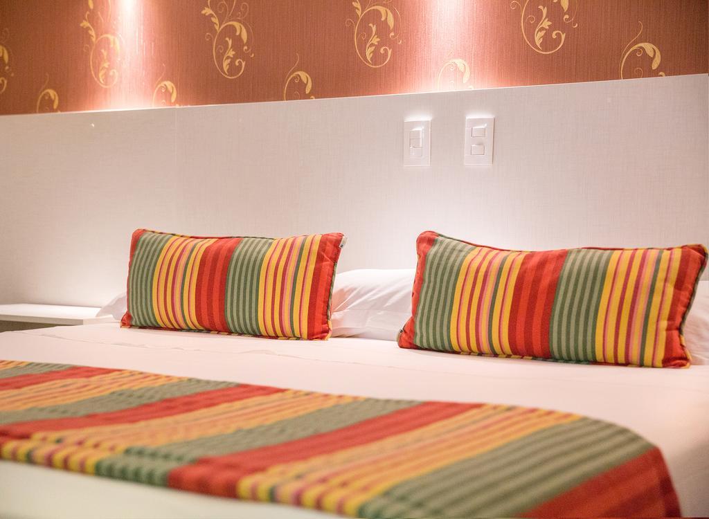 Hotel Girassol Plaza Palmas  Exteriör bild